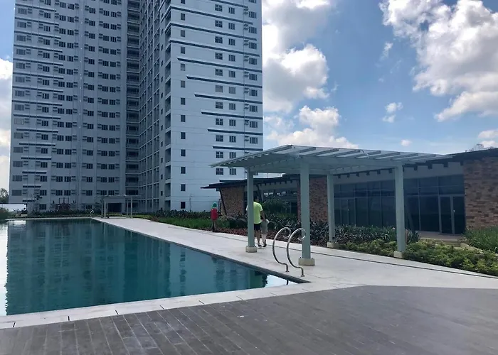 Apartamento Relaxing 1br In Quezon City, Garden View With Pool & Mall *